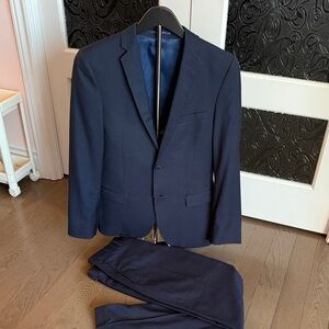 Men's Navy Two-Piece Suit - Single-Breasted Blazer & Trousers